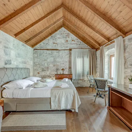 アパート Emperor - Beyond Timeless *